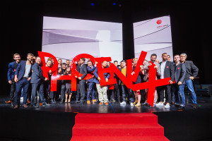 居然之家受邀出席2018红点颁奖盛典|今年9月，来北京看红点工业设计大展